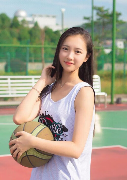 暖心时刻：NBA球员在赛场外积极投身公益事业，nba球员向中国捐款